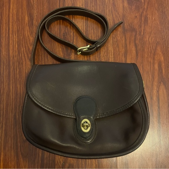 Vintage Coach Dark Brown Leather Crossbody Bag - Picture 2 of 13